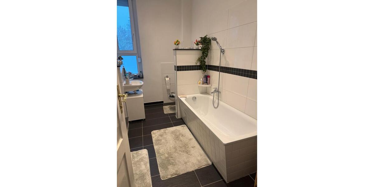 Hochparterre Coswig (Anhalt) - 2 Zimmer, 97 m&sup2;, 960&euro; | Angebot:24828100