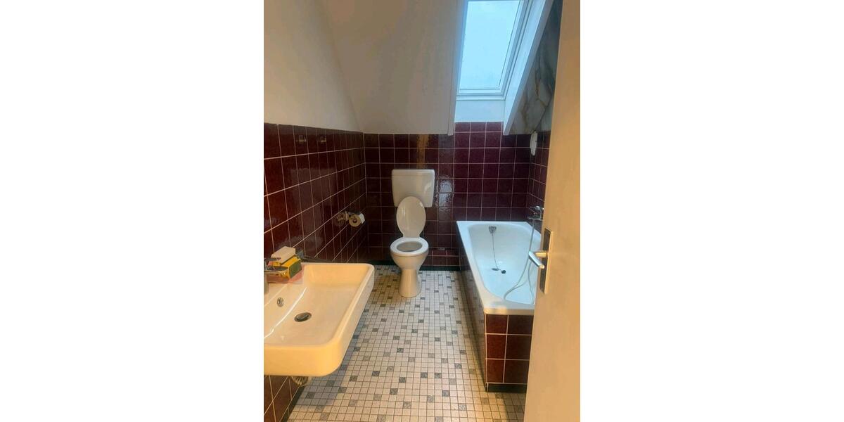 Etagenwohnung Peine Südstadt - 5 Zimmer, 100 m&sup2;, 1.250&euro; | Angebot:26268041