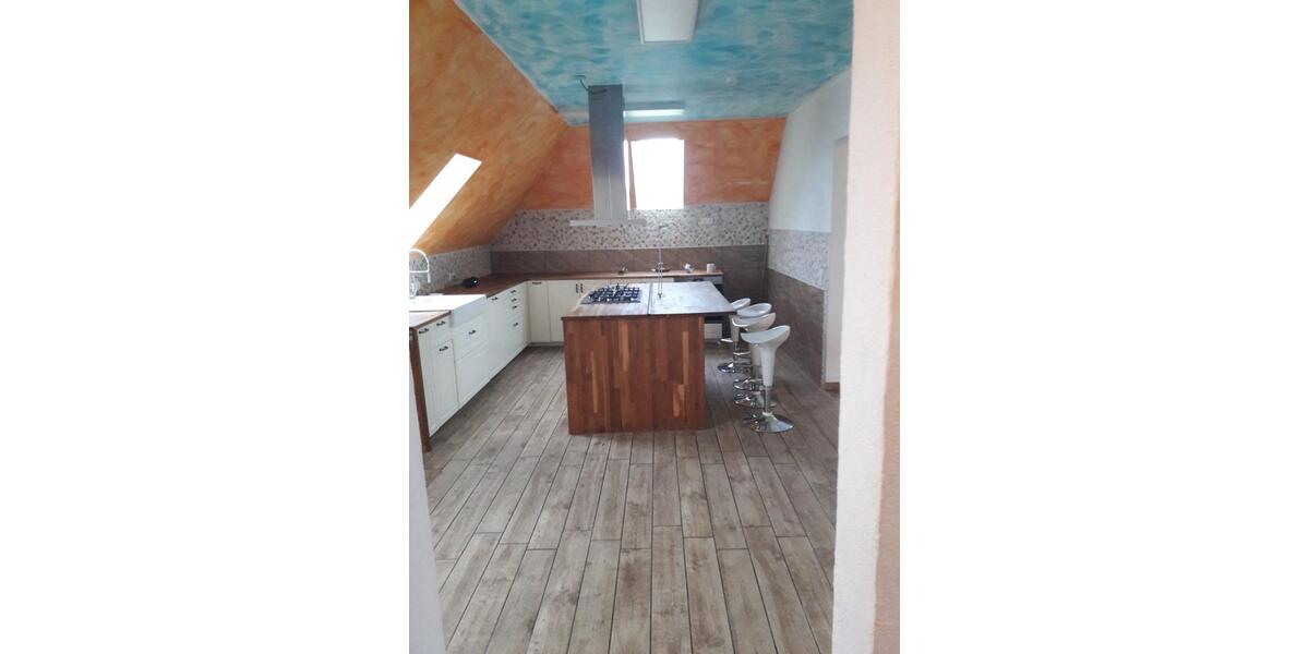 Etagenwohnung Breisach am Rhein - 3 Zimmer, 133 m&sup2;, 900&euro; | Angebot:25023281