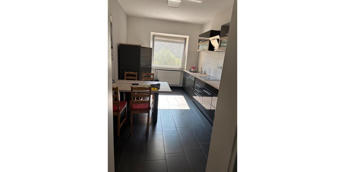 Etagenwohnung Wuppertal Gemarkung Vohwinkel - 2 Zimmer, 64 m&sup2;, 450&euro; | Angebot:26648929