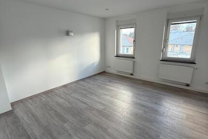 Wohnung Fraureuth - 2 Zimmer, 49 m&sup2;, 292&euro; | Angebot:25106662