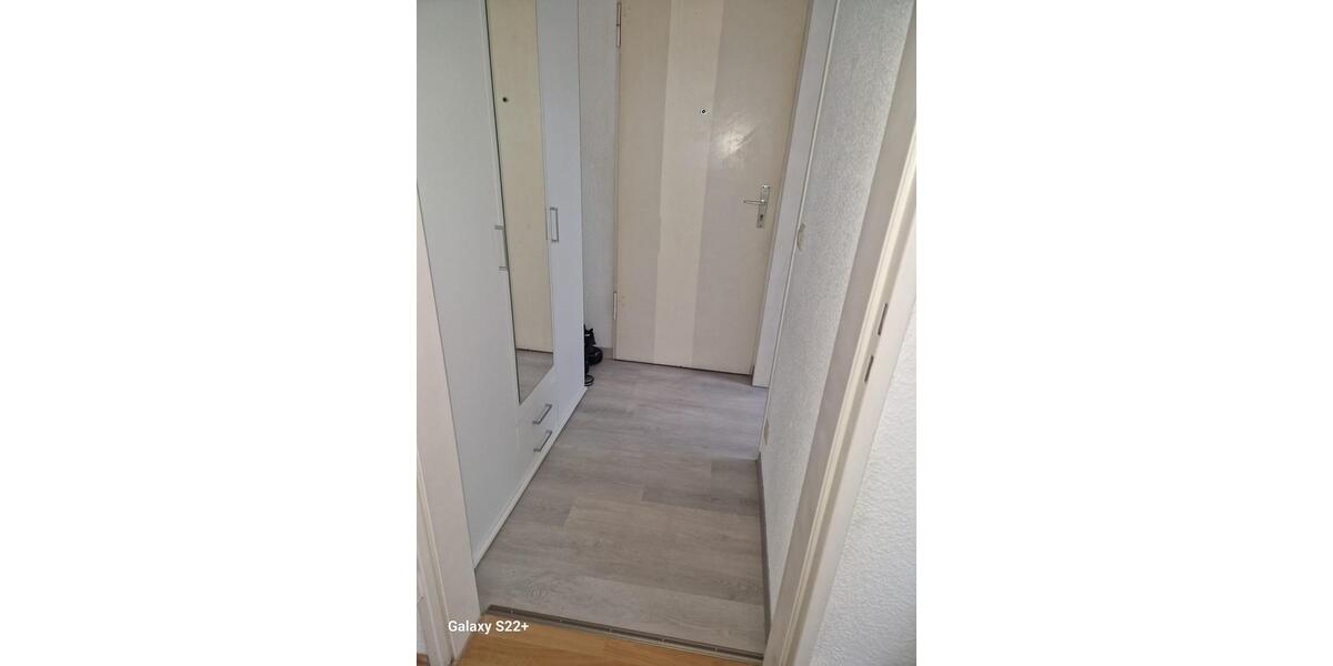 Dachgeschoßwohnung Sindelfingen Sindelfingen (Stadt) - 1 Zimmer, 32 m&sup2;, 700&euro; | Angebot:26603924