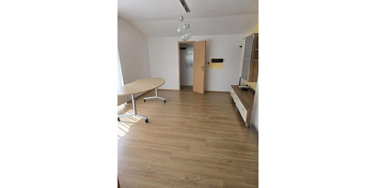 Etagenwohnung Lüdenscheid Brügge - 4 Zimmer, 110 m&sup2;, 650&euro; | Angebot:24663555