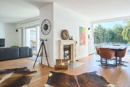 Haus Mettmann - 6 Zimmer, 200 m&sup2;, 4.250&euro; | Angebot:27297522