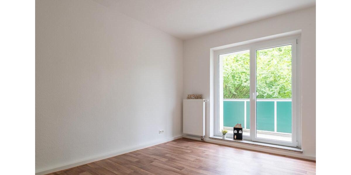 Etagenwohnung Schönebeck (Elbe) - 3 Zimmer, 61 m&sup2;, 358&euro; | Angebot:25431882