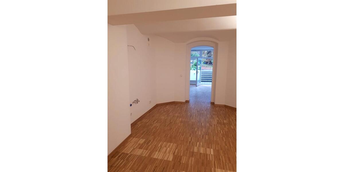 Etagenwohnung Halle (Saale) - 4 Zimmer, 152 m&sup2;, 1.520&euro; | Angebot:26644843