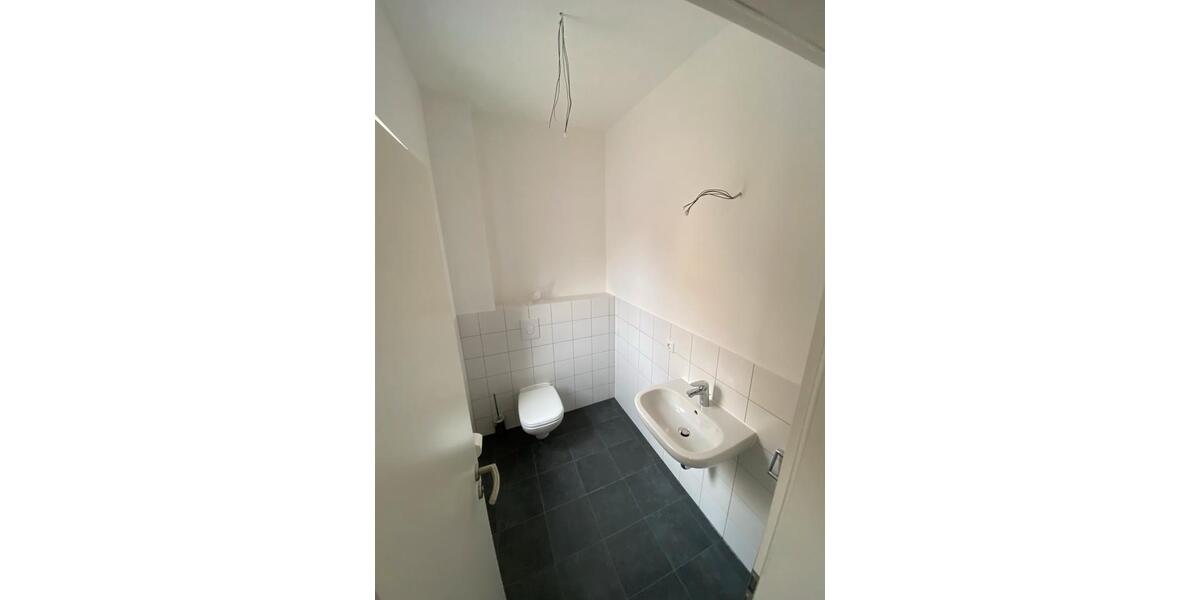 Reihenhaus Großpösna - 5 Zimmer, 129 m&sup2;, 1.580&euro; | Angebot:26543105