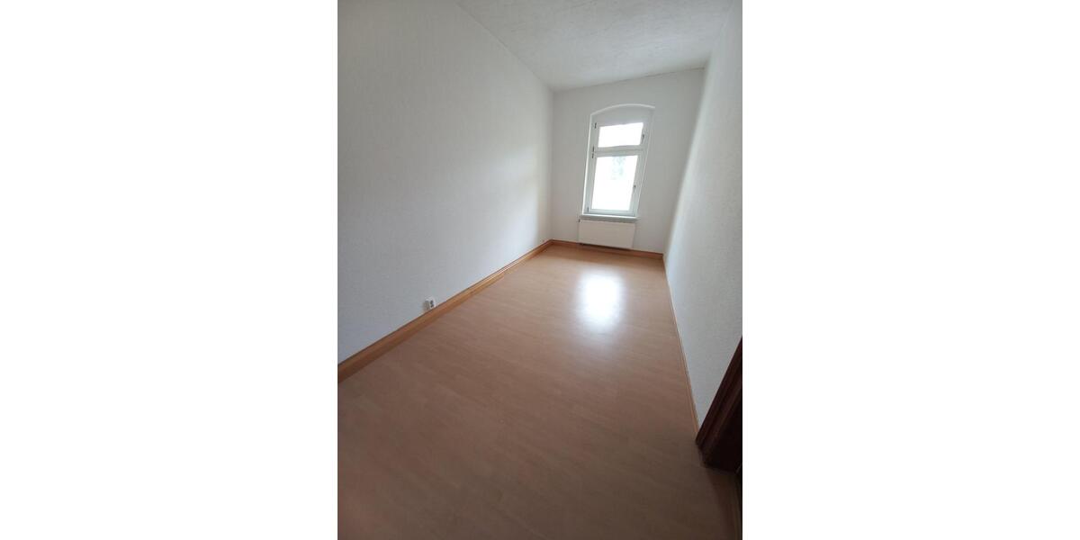 Etagenwohnung Altenburg - 3 Zimmer, 88 m&sup2;, 525&euro; | Angebot:25120870
