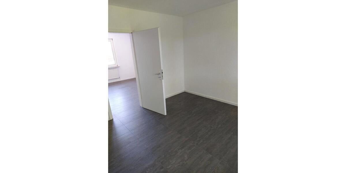 Etagenwohnung Söllingen - 4 Zimmer, 95 m&sup2;, 660&euro; | Angebot:26655643
