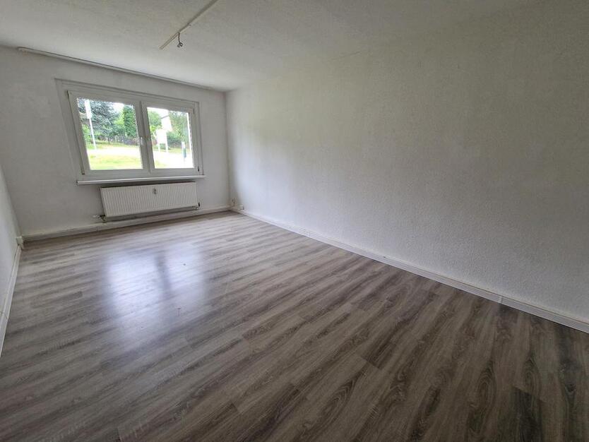 4-Zimmer-Wohnung im Erdgeschoss zu vermieten