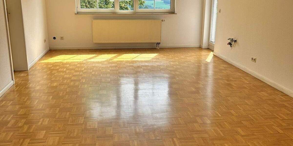 Etagenwohnung Augustusburg - 5 Zimmer, 137 m&sup2;, 825&euro; | Angebot:23883269