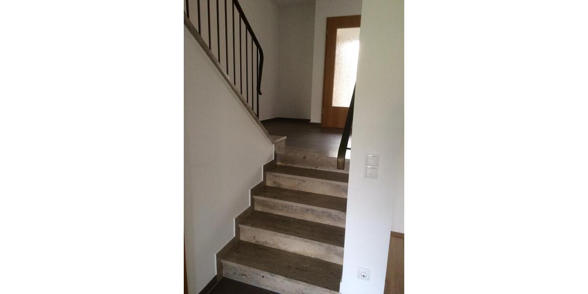 Reihenhaus Erlangen Alterlangen - 6 Zimmer, 149 m&sup2;, 1.700&euro; | Angebot:24544402