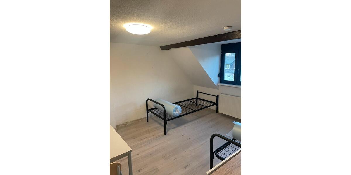 Dachgeschoßwohnung Saarbrücken St. Arnual - 3 Zimmer, 45 m&sup2;, 550&euro; | Angebot:25298080
