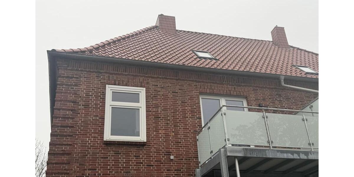 Sonniges Wohnidyll mit Balkon und eigenem Stellplatz 4 zimmer