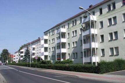 3-Raum Wohnung mit Südbalkon zimmer