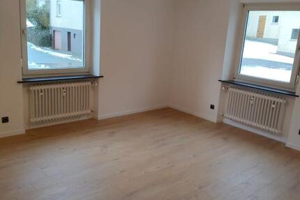 Wohnung Peterswald-Löffelscheid Löffelscheid - 4 Zimmer, 105 m&sup2;, 820&euro; | Angebot:25328967