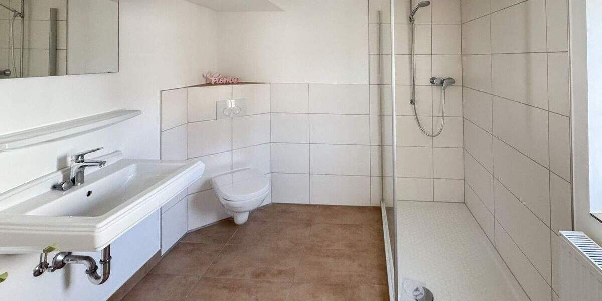 Reihenmittelhaus Katzenelnbogen - 4 Zimmer, 209 m&sup2;, 1.300&euro; | Angebot:25691918