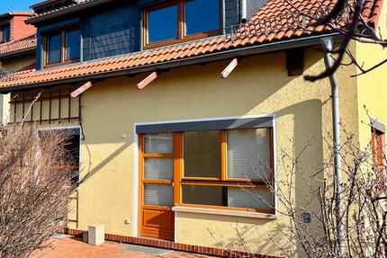 Haus Bannewitz - 6 Zimmer, 166 m&sup2;, 2.158&euro; | Angebot:25977535