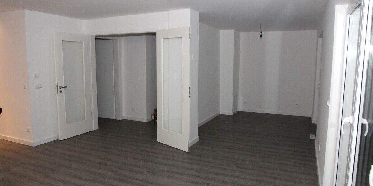 Etagenwohnung Pinneberg Pinneberg-Nord - 4 Zimmer, 120 m&sup2;, 1.750&euro; | Angebot:25107444