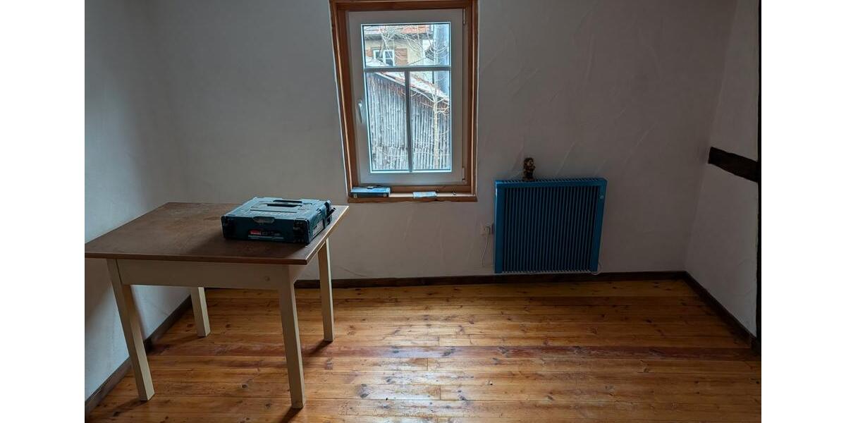 Bauernhaus, Landhaus Rottenburg am Neckar - 7 Zimmer, 200 m&sup2;, 1.750&euro; | Angebot:26041525