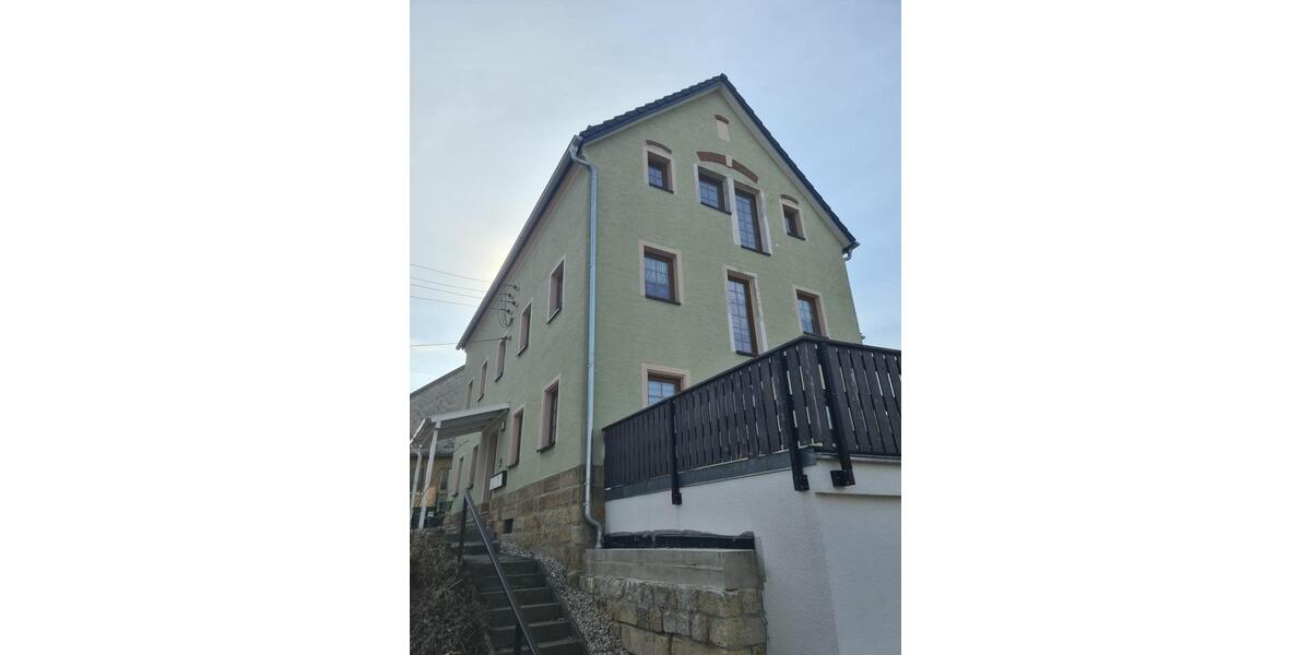 Dachgeschoßwohnung Sebnitz - 4 Zimmer, 87 m&sup2;, 599&euro; | Angebot:25873354