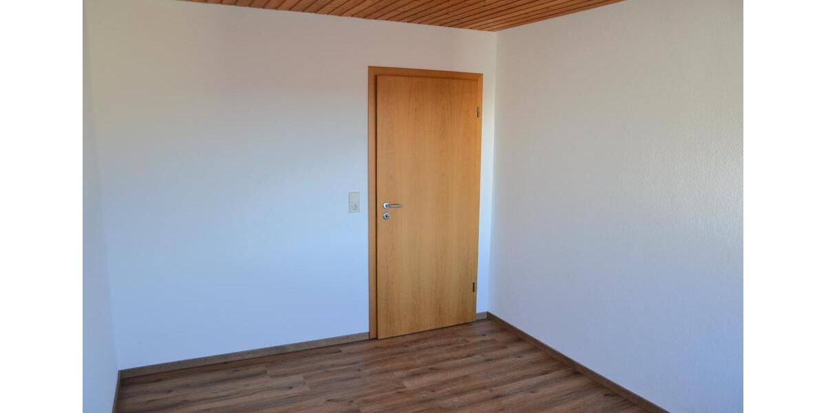 Erdgeschoßwohnung Rot an der Rot - 5 Zimmer, 136 m&sup2;, 1.596&euro; | Angebot:24455081