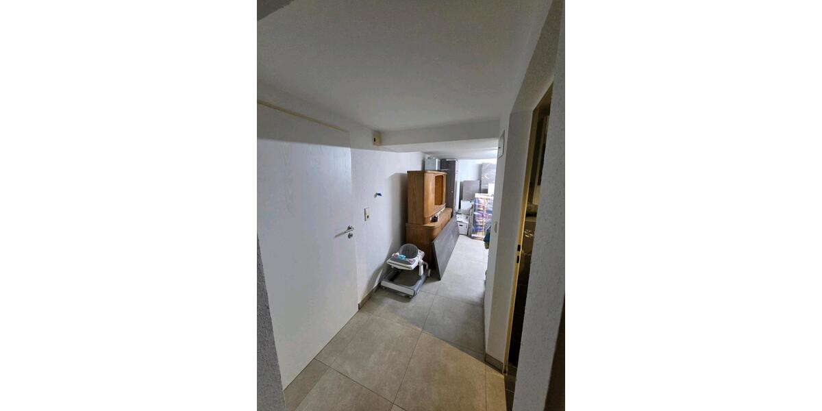 Erdgeschoßwohnung Urmitz - 5 Zimmer, 140 m&sup2;, 900&euro; | Angebot:24845353