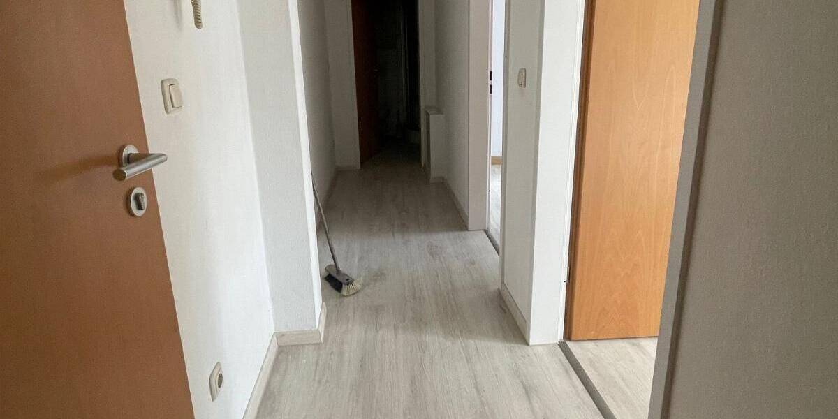 Etagenwohnung Stadtroda Hainbücht - 2 Zimmer, 49 m&sup2;, 416&euro; | Angebot:26841577