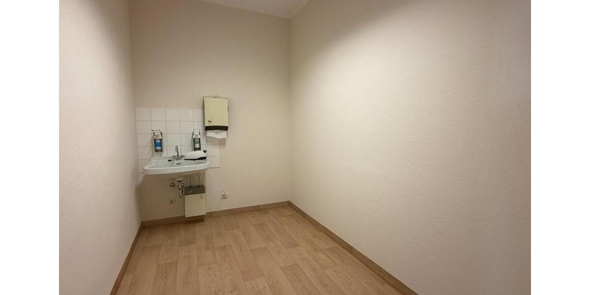 Etagenwohnung Olsberg - 8 Zimmer, 152 m&sup2;, 1.050&euro; | Angebot:25479708