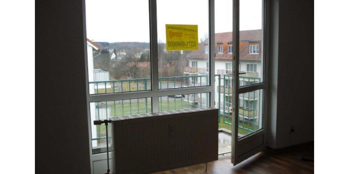 Etagenwohnung Hainichen - 1 Zimmer, 33 m&sup2;, 170&euro; | Angebot:24750029