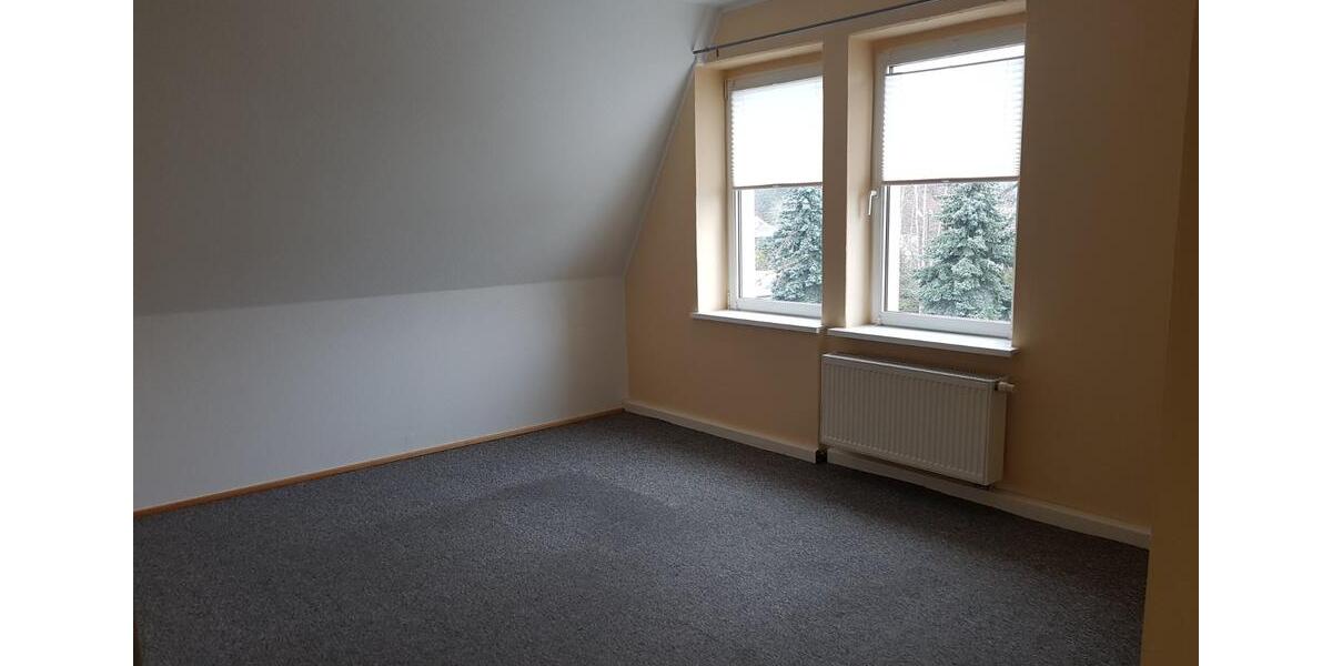 Etagenwohnung Großröhrsdorf - 3 Zimmer, 63 m&sup2;, 485&euro; | Angebot:24841468