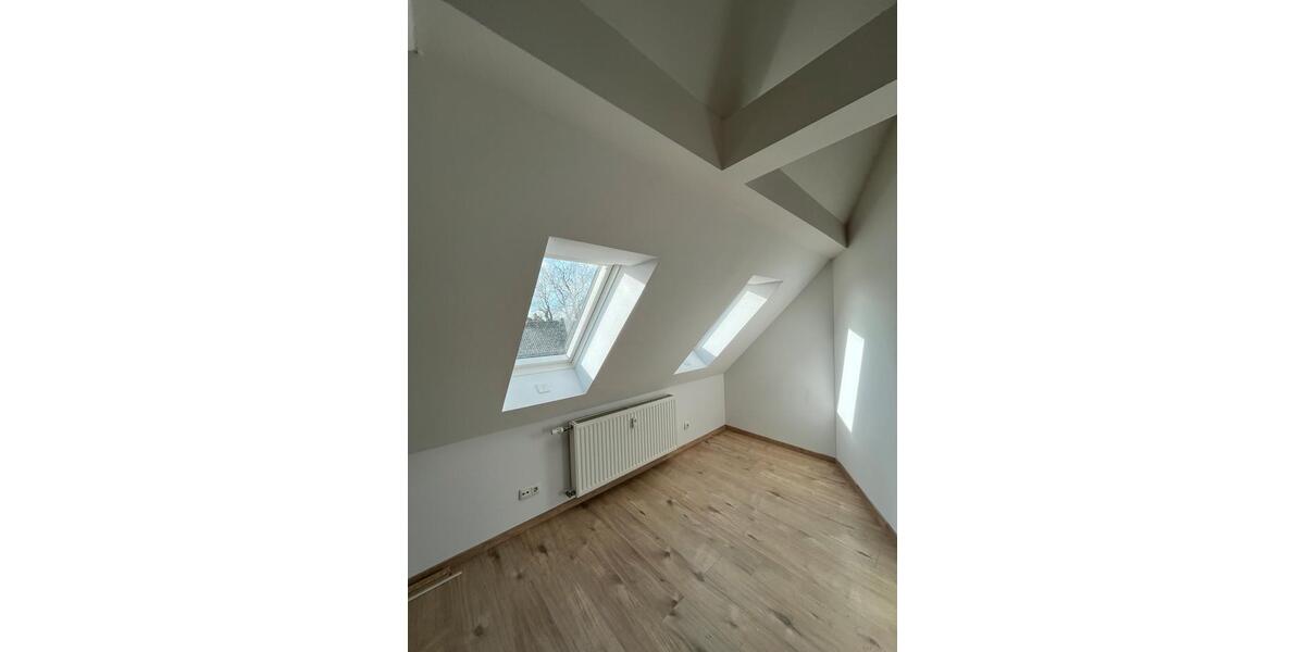Etagenwohnung München Allach-Untermenzing - 5 Zimmer, 125 m&sup2;, 3.300&euro; | Angebot:25821317