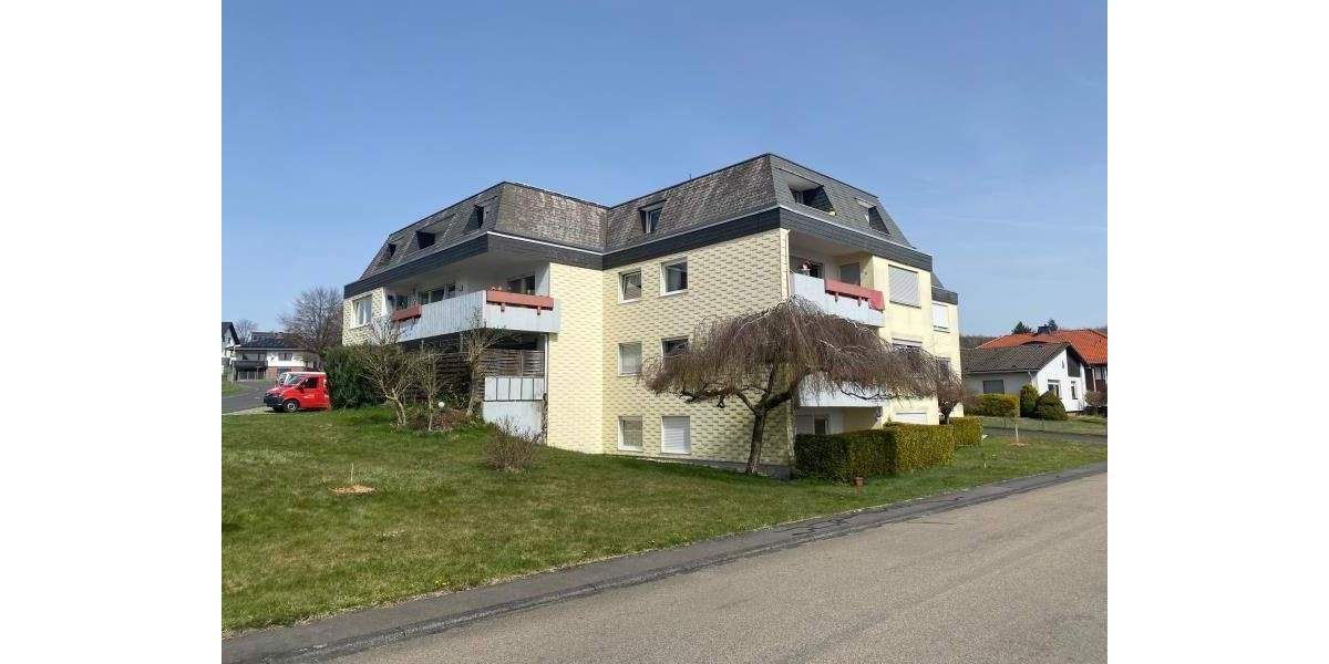 Geräumige 3-Zimmerwohnung mit Balkon in Großseifen 3 zimmer