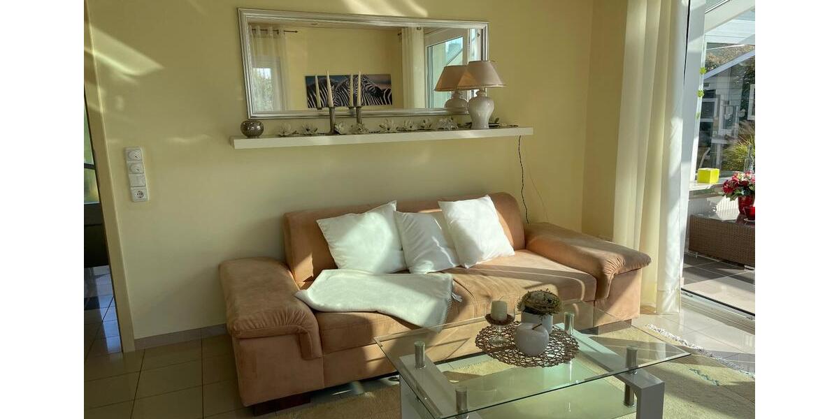 Einfamilienhaus Lohfelden - 3 Zimmer, 110 m&sup2;, 1.500&euro; | Angebot:25753736