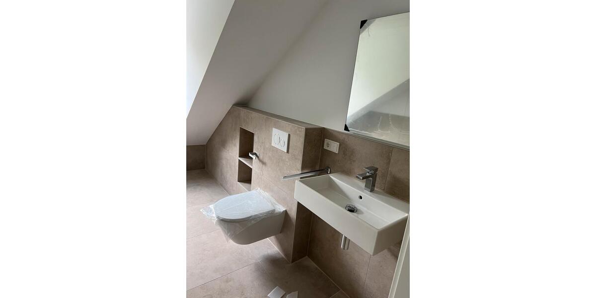 Einfamilienhaus Salzkotten - 2 Zimmer, 71 m&sup2;, 890&euro; | Angebot:25394221