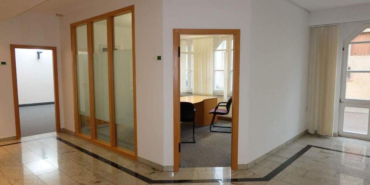 Gewerbeobjekt Konz Oberemmel - 6 Zimmer, 258 m&sup2;, 900&euro; | Angebot:24051272