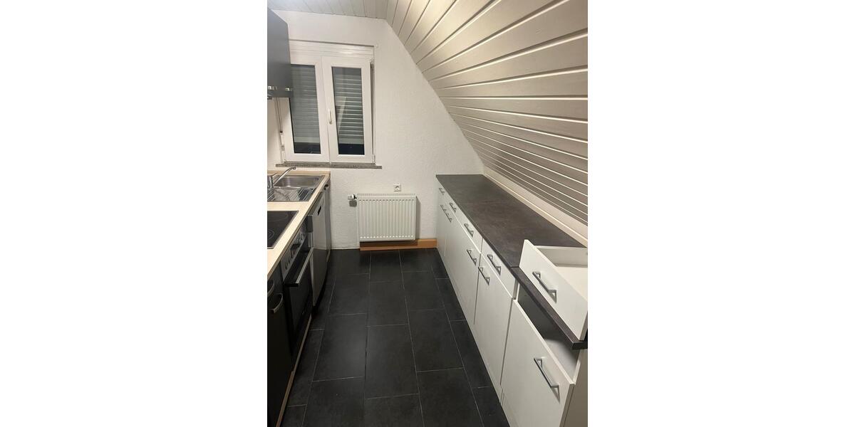 Dachgeschoßwohnung Kirchheim am Neckar - 1 Zimmer, 50 m&sup2;, 750&euro; | Angebot:25342613