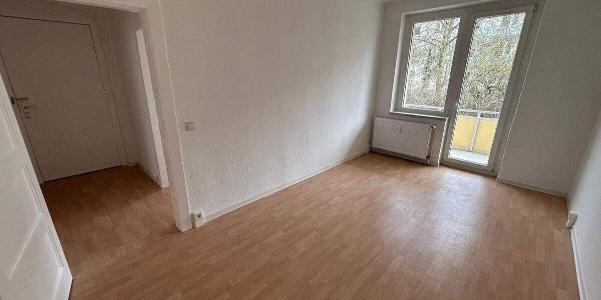Etagenwohnung Magdeburg Fermersleben - 2 Zimmer, 53 m&sup2;, 340&euro; | Angebot:25879545