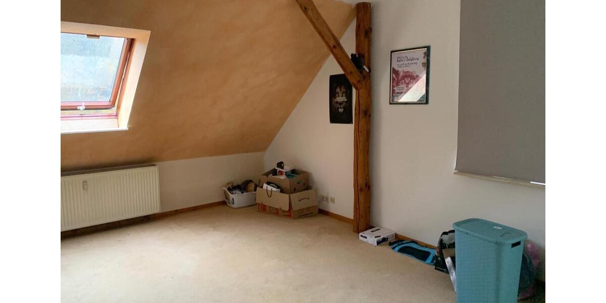 Dachgeschoßwohnung Aerzen - 4 Zimmer, 110 m&sup2;, 610&euro; | Angebot:26412721
