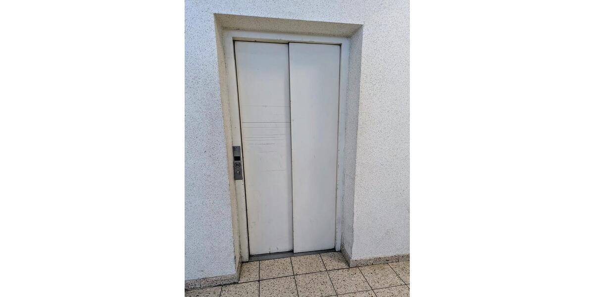 Etagenwohnung Pulsnitz - 4 Zimmer, 93 m&sup2;, 850&euro; | Angebot:26578496