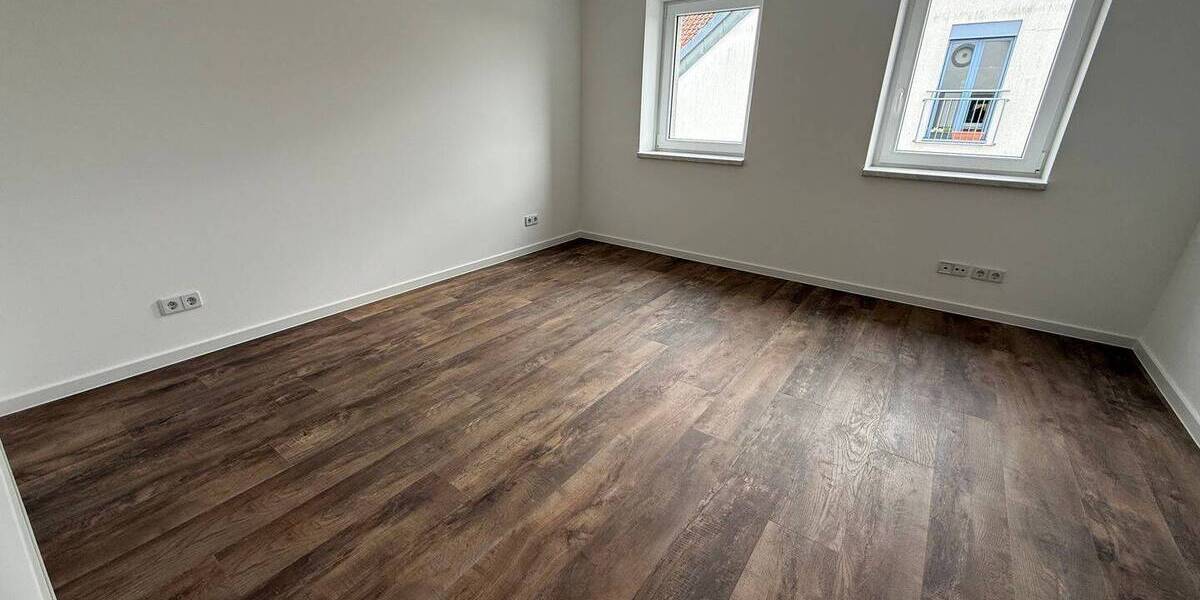 Etagenwohnung Flöha - 4 Zimmer, 90 m&sup2;, 900&euro; | Angebot:26583698