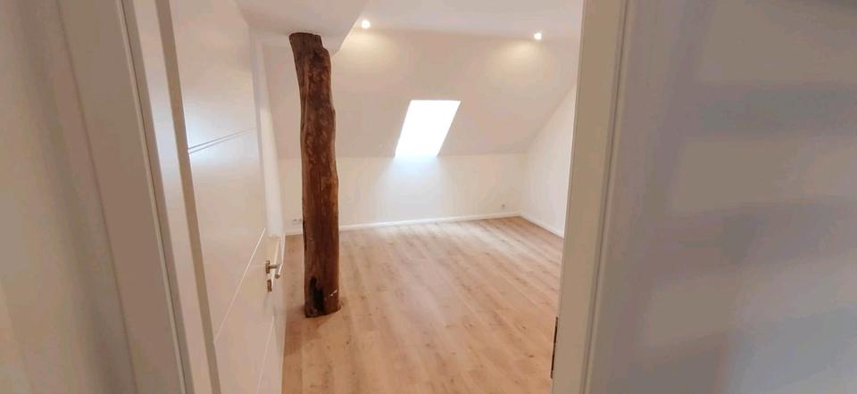 Etagenwohnung Norden - 4 Zimmer, 160 m&sup2;, 1.150&euro; | Angebot:24716986