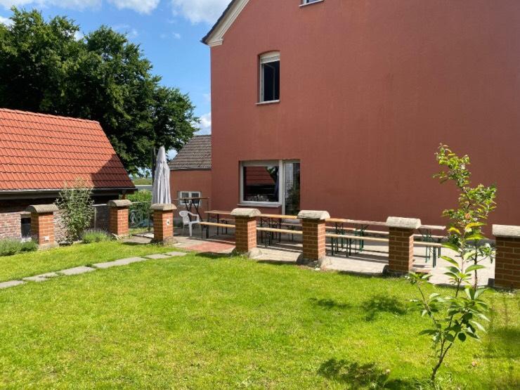 Wohnen auf Zeit Bochum Laer - 1 Zimmer, 20 m&sup2;, 280&euro; | Angebot:26479120