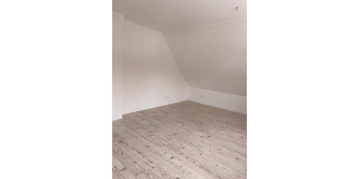 Etagenwohnung Ellingstedt - 3 Zimmer, 110 m&sup2;, 1.150&euro; | Angebot:24754440