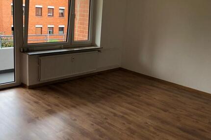 ANFRAGESTOPPHelle 2-Raum-Wohnung mit Balkon in zentraler Lage 2 zimmer