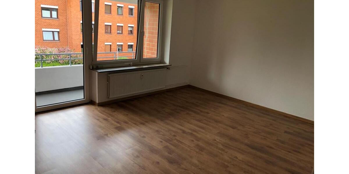 ANFRAGESTOPPHelle 2-Raum-Wohnung mit Balkon in zentraler Lage 2 zimmer