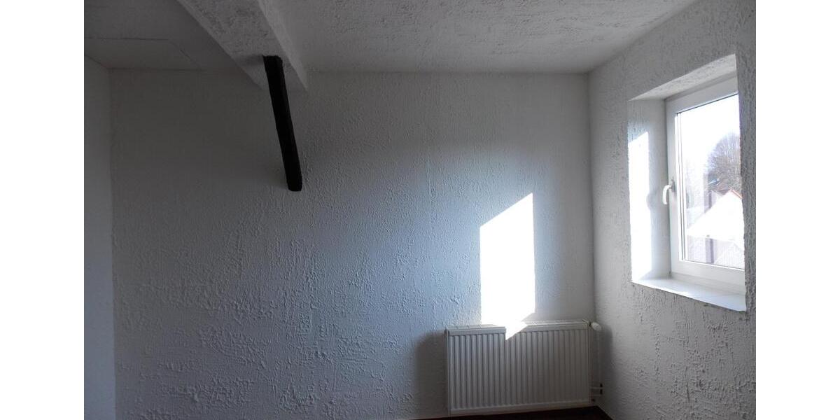 Dachgeschoßwohnung Großschirma - 2 Zimmer, 55 m&sup2;, 340&euro; | Angebot:17603423