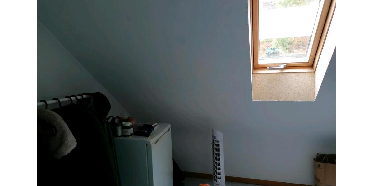 Dachgeschoßwohnung Ringgau - 3 Zimmer, 46 m&sup2;, 530&euro; | Angebot:26689712