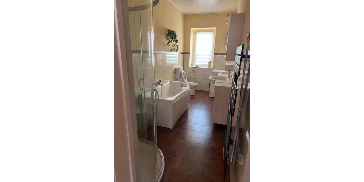 Erdgeschoßwohnung Eisleben (Lutherstadt) - 3 Zimmer, 85 m&sup2;, 530&euro; | Angebot:24562256