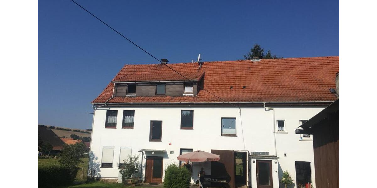 Ich vermiete eine teilsanierte 2 ZKB Wohnung in ruhiger Umgebung 2 zimmer